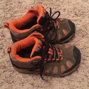Boys hiking boots